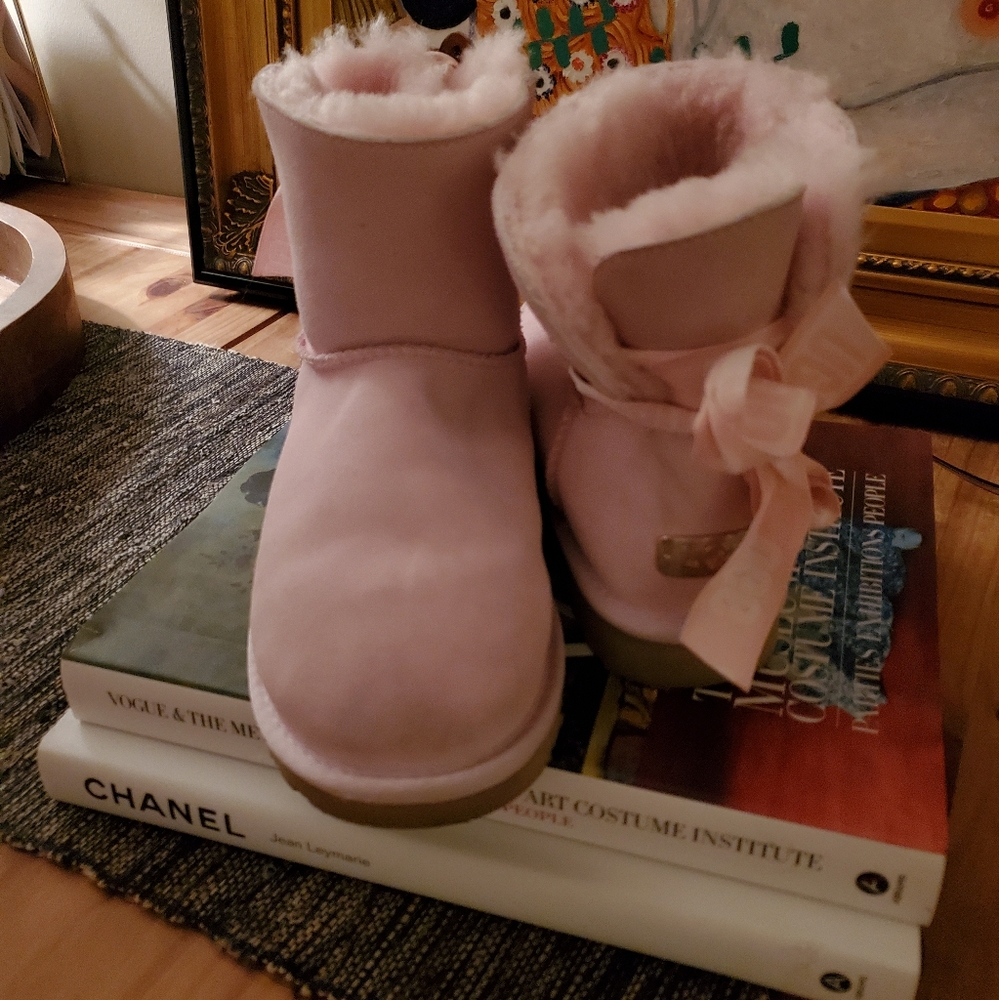 UGG mini Bailey bow customisable/light pink